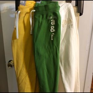 $10 for 3 pair Abercrombie sweat pants 👖